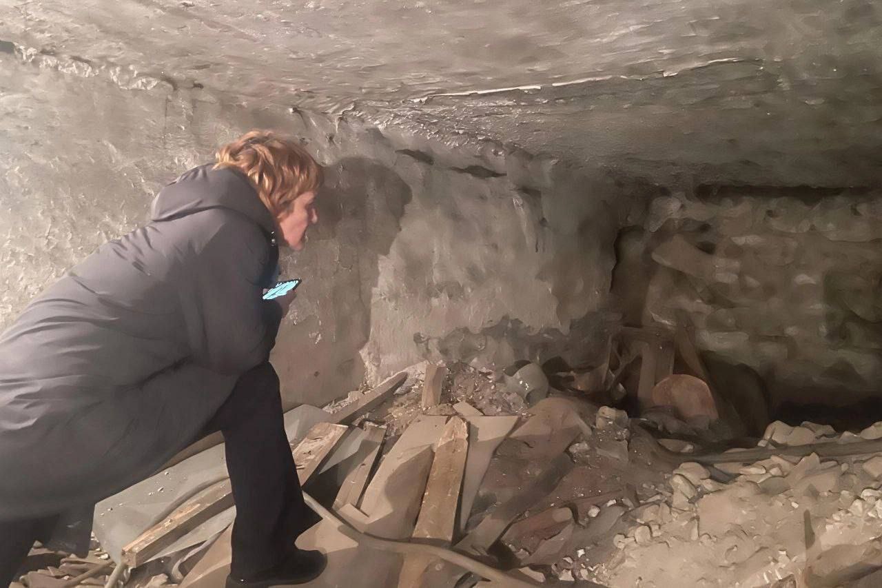 Фундамент многоквартирного дома обрушился в Черногорске Фундамент многоквартирного дома обрушился в Черногорске