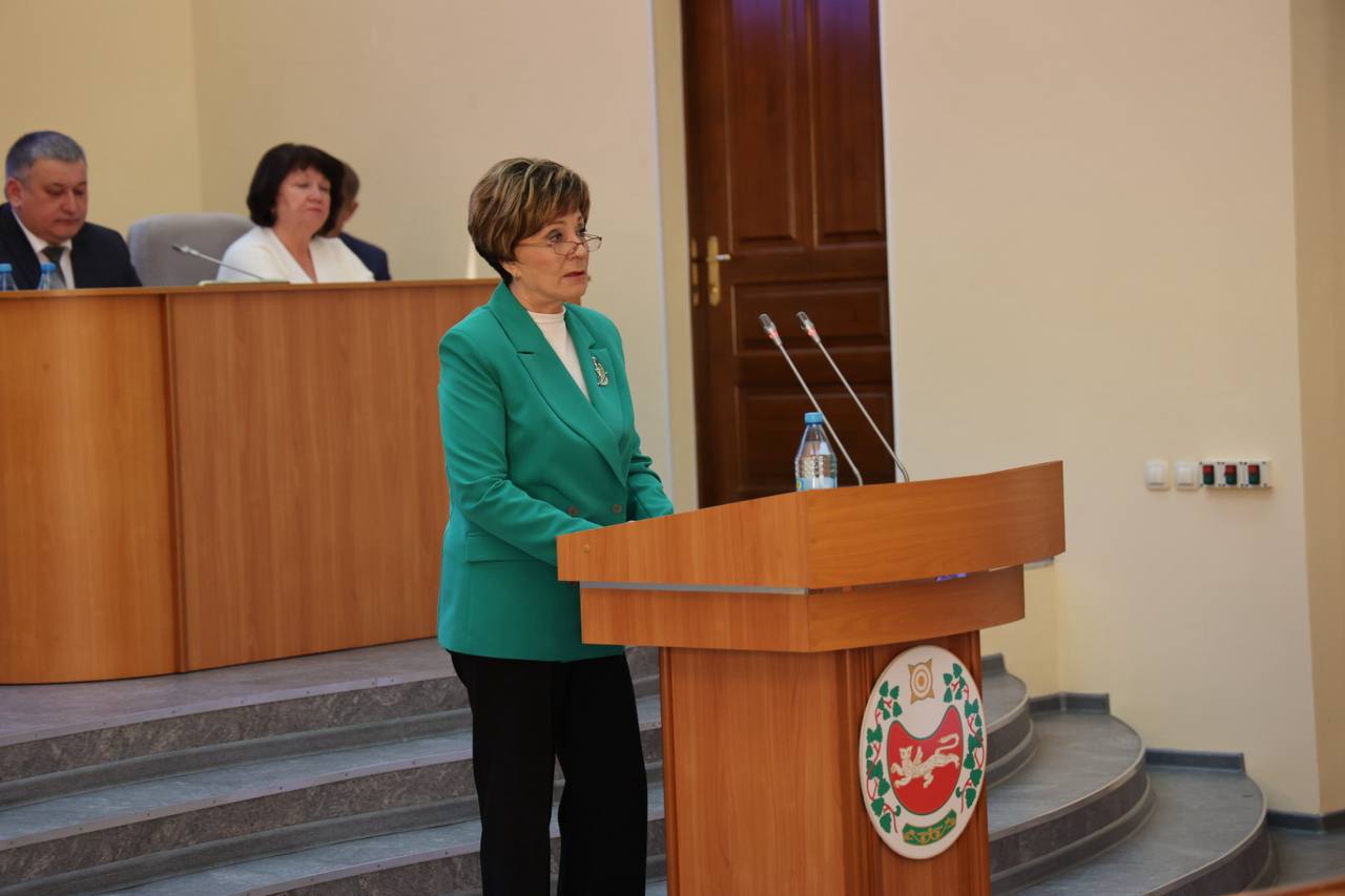 В Верховном Совете обсудили проект бюджета Хакасии: эксперты предупреждают о рисках В Верховном Совете обсудили проект бюджета Хакасии: эксперты предупреждают о рисках