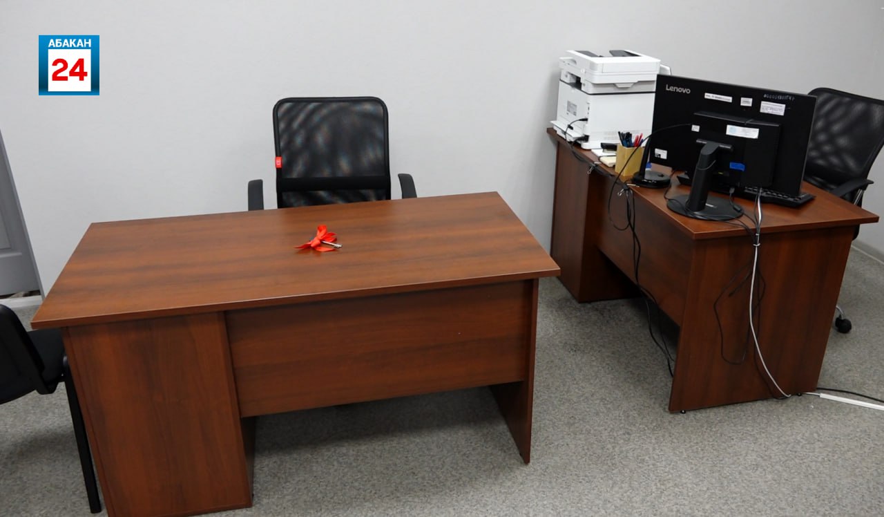 Комфортное освещение, новая мебель, техника и зона ожидания для маленьких посетителей: участковый пункт полиции «Заречья» открылся после капремонта