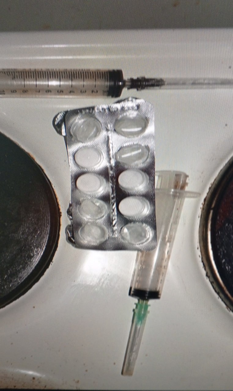 Наркопритон «накрыли» полицейские Саяногорска