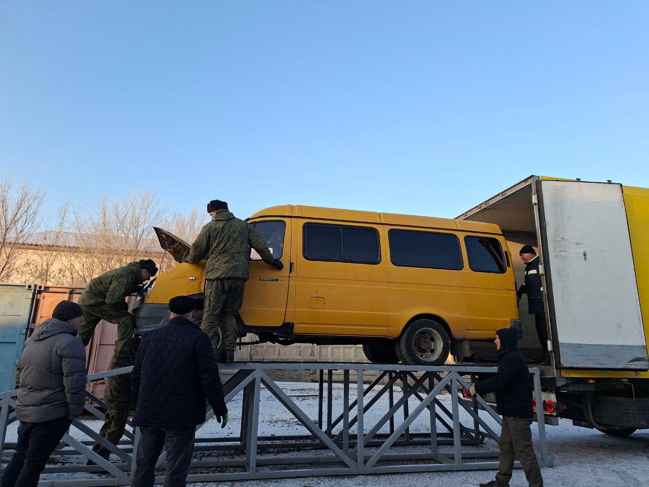 Из Хакасии отправлена очередная партия гуманитарного груза для участников СВО и мирных жителей ЛНР Из Хакасии отправлена очередная партия гуманитарного груза для участников СВО и мирных жителей ЛНР