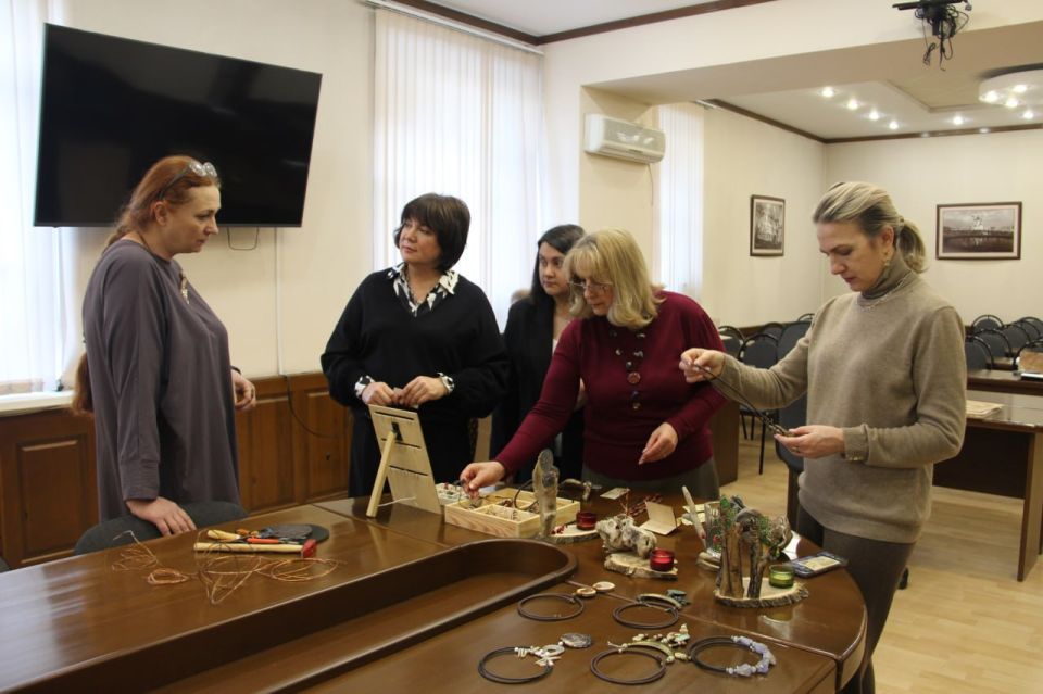          ,  ,  ,  ,      ,        , ...