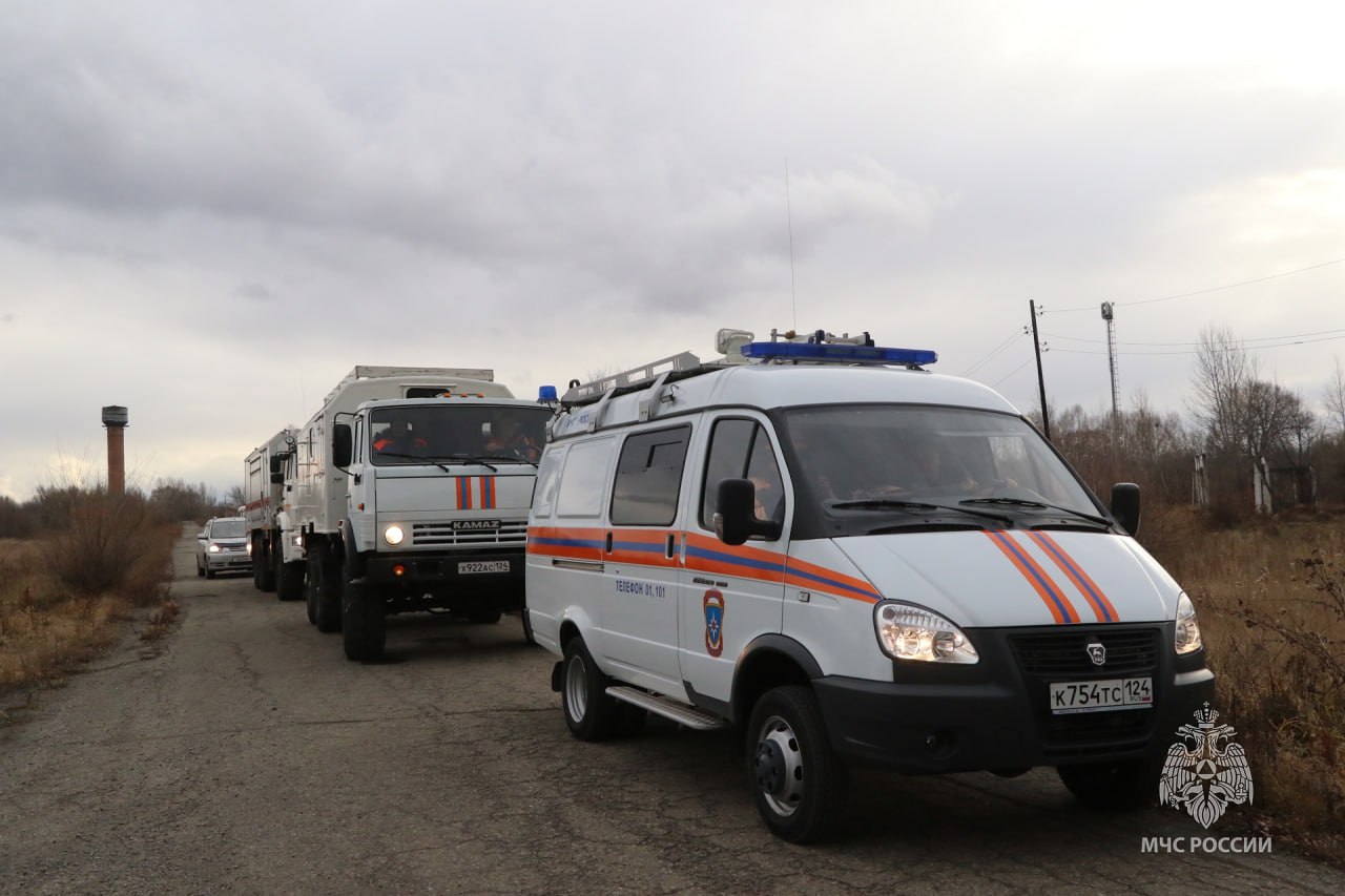 Учения как в кино: спасатели искали людей на заброшенной птицефабрике