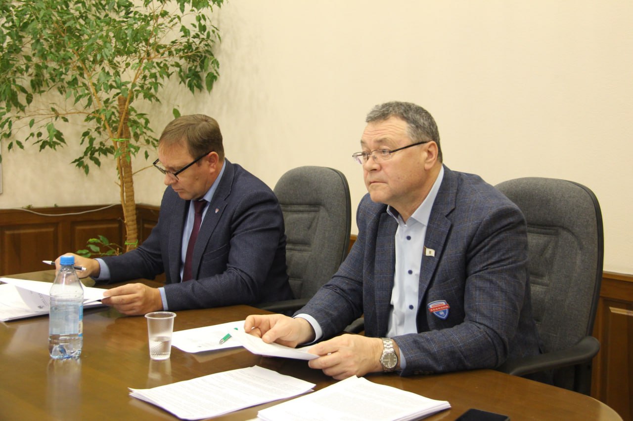 Депутаты на комитетах приступили к обсуждению проекта решения о внесении изменений в главный градостроительный документ столицы Депутаты на комитетах приступили к обсуждению проекта решения о внесении изменений в главный градостроительный документ столицы