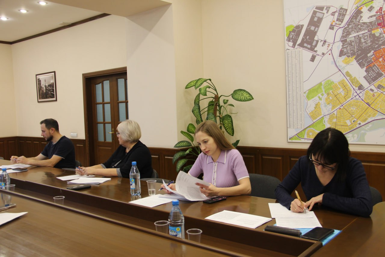 Депутаты на комитетах приступили к обсуждению проекта решения о внесении изменений в главный градостроительный документ столицы Депутаты на комитетах приступили к обсуждению проекта решения о внесении изменений в главный градостроительный документ столицы