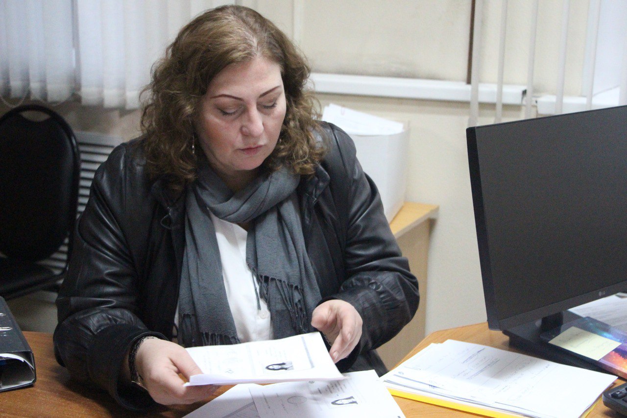 В Управлении коммунального хозяйства и транспорта Администрации города Абакана сегодня с утра был ажиотаж – горожане спешили подать заявления на замену твердотопливных котлов, установка которых в домовладениях абаканцев... В Управлении коммунального хозяйства и транспорта Администрации города Абакана сегодня с утра был ажиотаж – горожане спешили подать заявления на замену твердотопливных котлов, установка которых в домовладениях абаканцев...