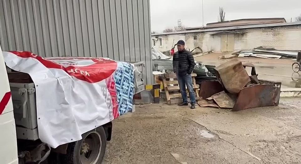 Наши бойцы спецоперации, находящиеся сейчас на передовой, принимают гуманитарный груз, бережно собранный неравнодушными земляками