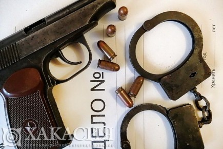 Жажда выпивки: житель Черемушек угрожал работнице магазина