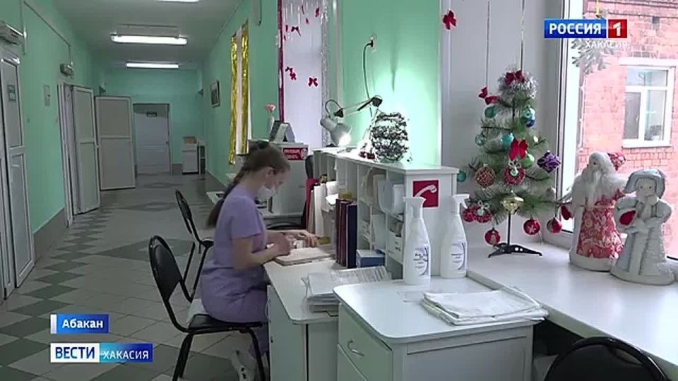 Девочку из Черногорска, которую покусала собака, будут лечить в Москве