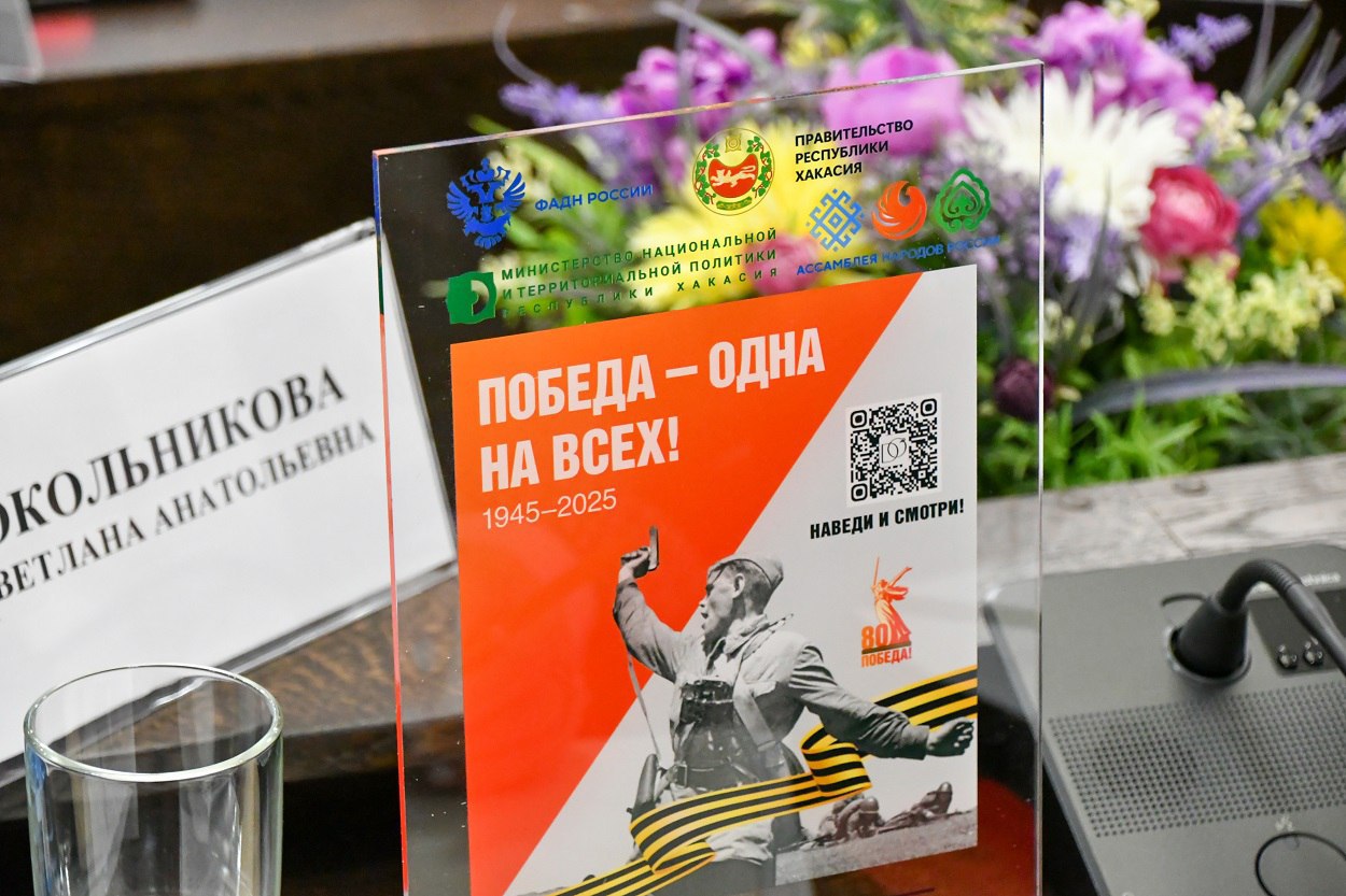 Валентин Коновалов о памятнике Сталину: К своей истории мы должны относиться с уважением Валентин Коновалов о памятнике Сталину: К своей истории мы должны относиться с уважением