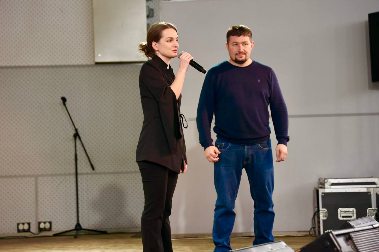 В ГЦК «Победа» состоялась премьера документального фильма «СВОи о СВОих»