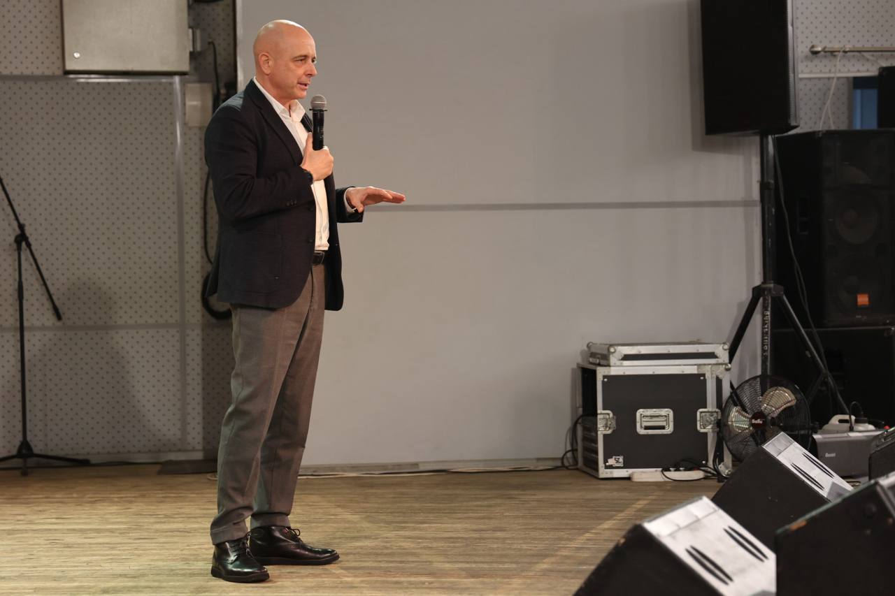 В ГЦК «Победа» состоялась премьера документального фильма «СВОи о СВОих» В ГЦК «Победа» состоялась премьера документального фильма «СВОи о СВОих»