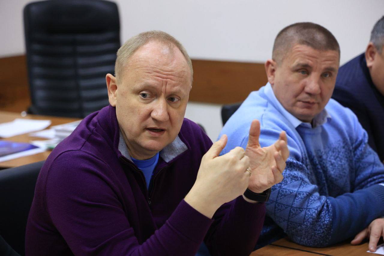 Комитеты Верховного Совета Хакасии завершили подготовку ключевых законопроектов к итоговой 28-й сессии Комитеты Верховного Совета Хакасии завершили подготовку ключевых законопроектов к итоговой 28-й сессии