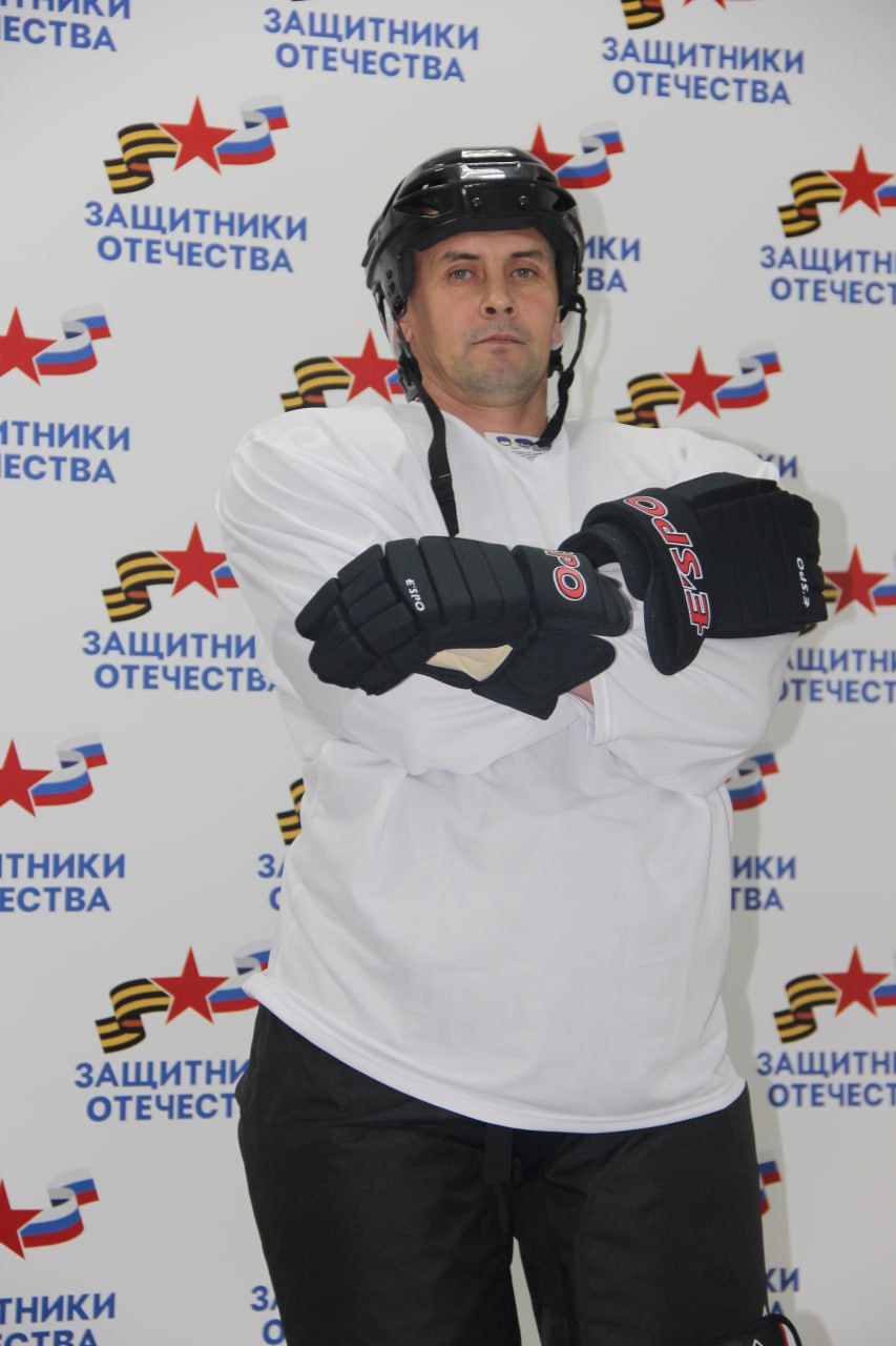 Спорт возвращает к жизни: ветеран СВО Евгений Морозов получил полный комплект для следж-хоккея от Фонда «Защитники Отечества»! Спорт возвращает к жизни: ветеран СВО Евгений Морозов получил полный комплект для следж-хоккея от Фонда «Защитники Отечества»!