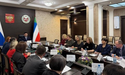 В правительстве Хакасии состоялось очередное заседание региональной комиссии по противодействию незаконному обороту промышленной продукции