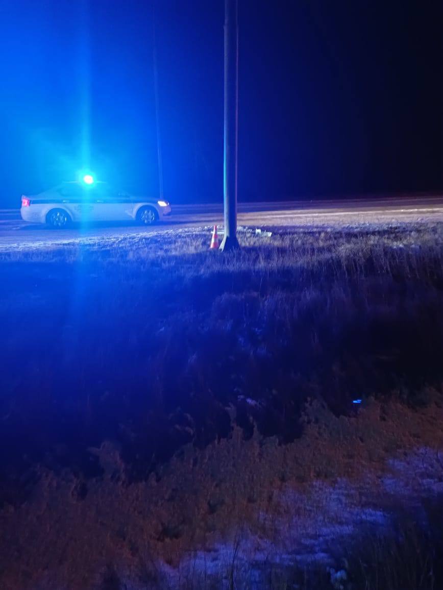 Водитель ВАЗа перевернулся на трассе в районе Черногорска Водитель ВАЗа перевернулся на трассе в районе Черногорска