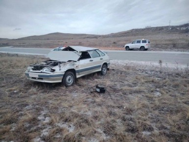 Водитель съехал в кювет в Усть-Абаканском районе