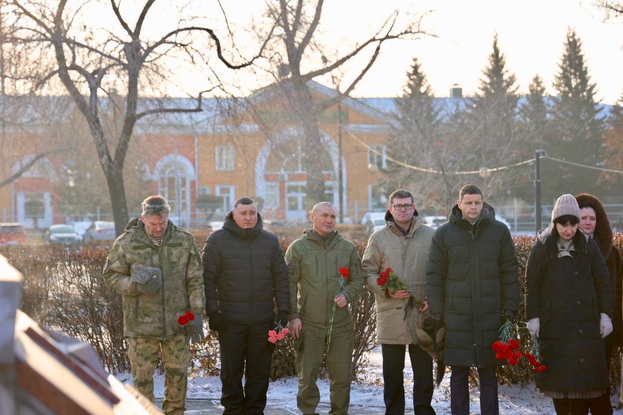 Александр Пащенко: «Свои Герои есть на каждом историческом рубеже» Александр Пащенко: «Свои Герои есть на каждом историческом рубеже»