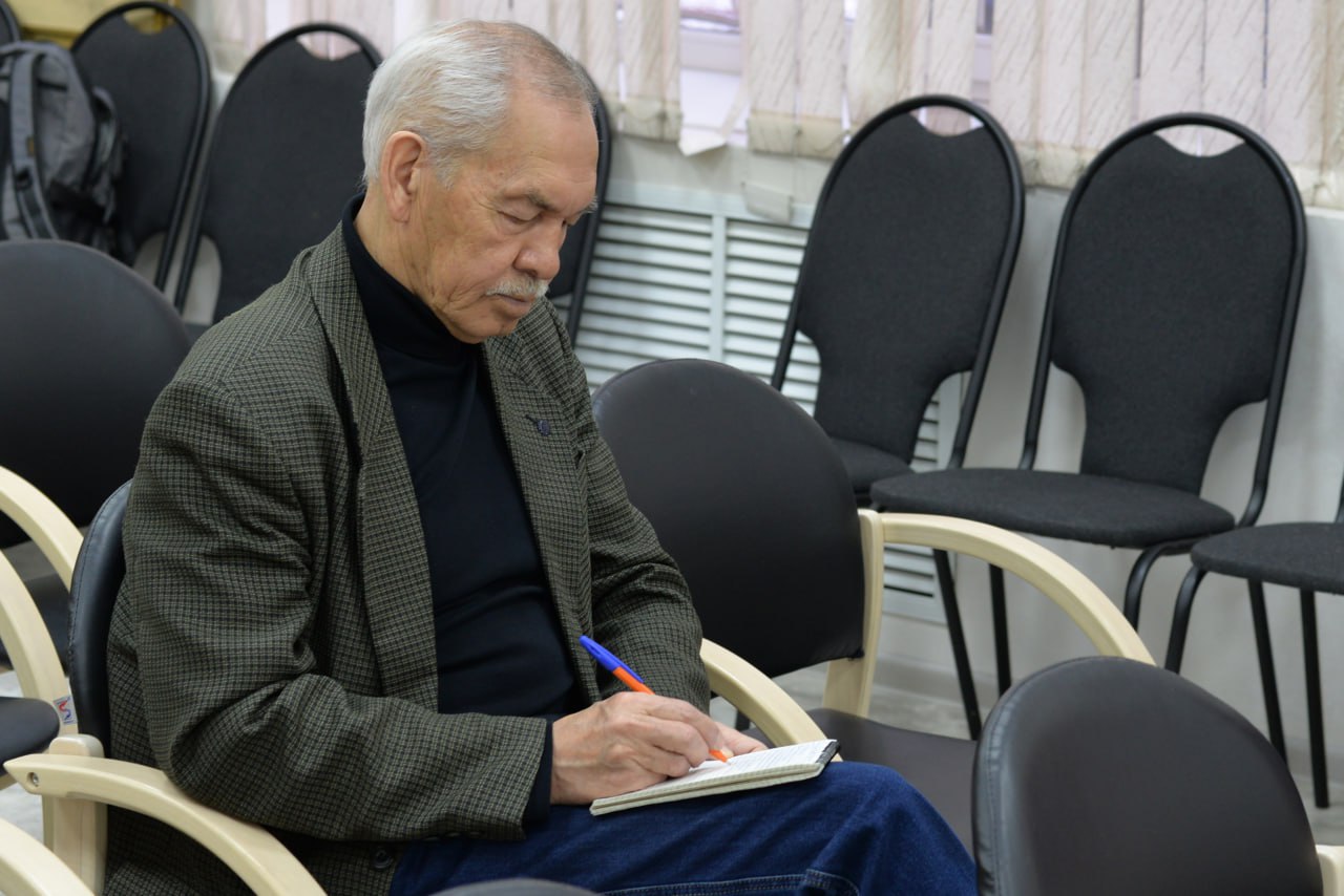 В Хакасии состоялся брифинг на тему противодействия коррупционным преступлениям В Хакасии состоялся брифинг на тему противодействия коррупционным преступлениям