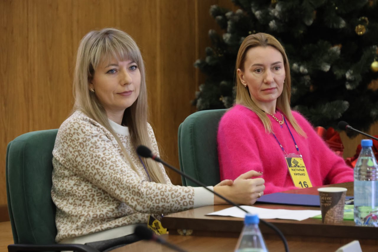 Быть специалистом, ответственным за охрану труда в коллективе, не только сложно, но и очень интересно, и это доказали лучшие специалисты сферы в Администрации города Абакана на заключительном этапе городского... Быть специалистом, ответственным за охрану труда в коллективе, не только сложно, но и очень интересно, и это доказали лучшие специалисты сферы в Администрации города Абакана на заключительном этапе городского...