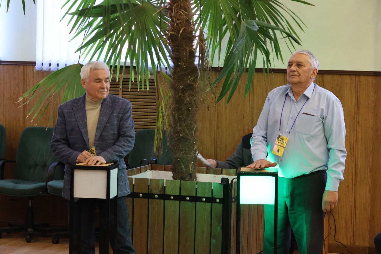 Быть специалистом, ответственным за охрану труда в коллективе, не только сложно, но и очень интересно, и это доказали лучшие специалисты сферы в Администрации города Абакана на заключительном этапе городского... Быть специалистом, ответственным за охрану труда в коллективе, не только сложно, но и очень интересно, и это доказали лучшие специалисты сферы в Администрации города Абакана на заключительном этапе городского...