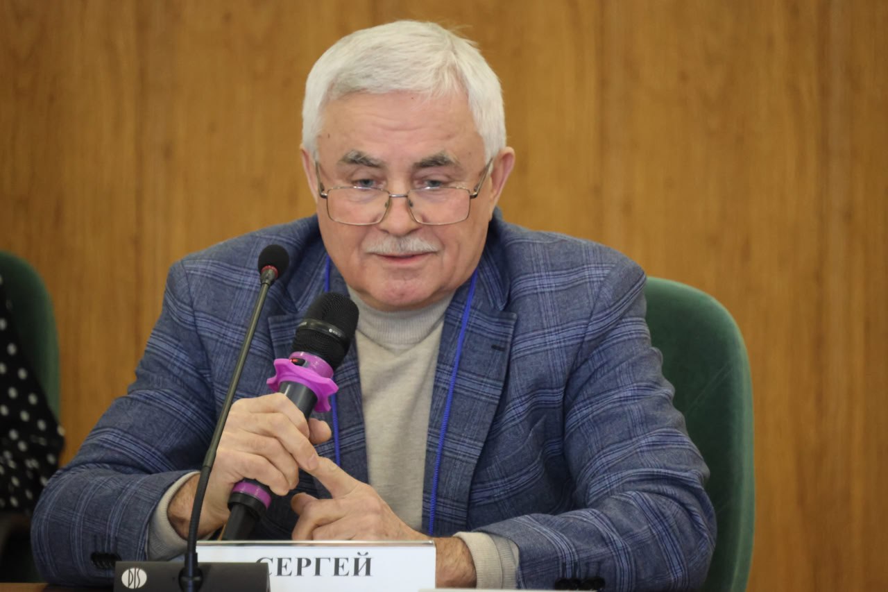 Быть специалистом, ответственным за охрану труда в коллективе, не только сложно, но и очень интересно, и это доказали лучшие специалисты сферы в Администрации города Абакана на заключительном этапе городского... Быть специалистом, ответственным за охрану труда в коллективе, не только сложно, но и очень интересно, и это доказали лучшие специалисты сферы в Администрации города Абакана на заключительном этапе городского...