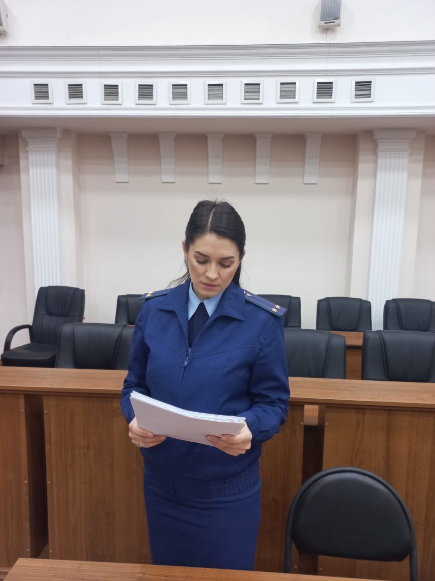 "Он подумал это или камень или кошка" - так пояснил подсудимый в судебном заседании