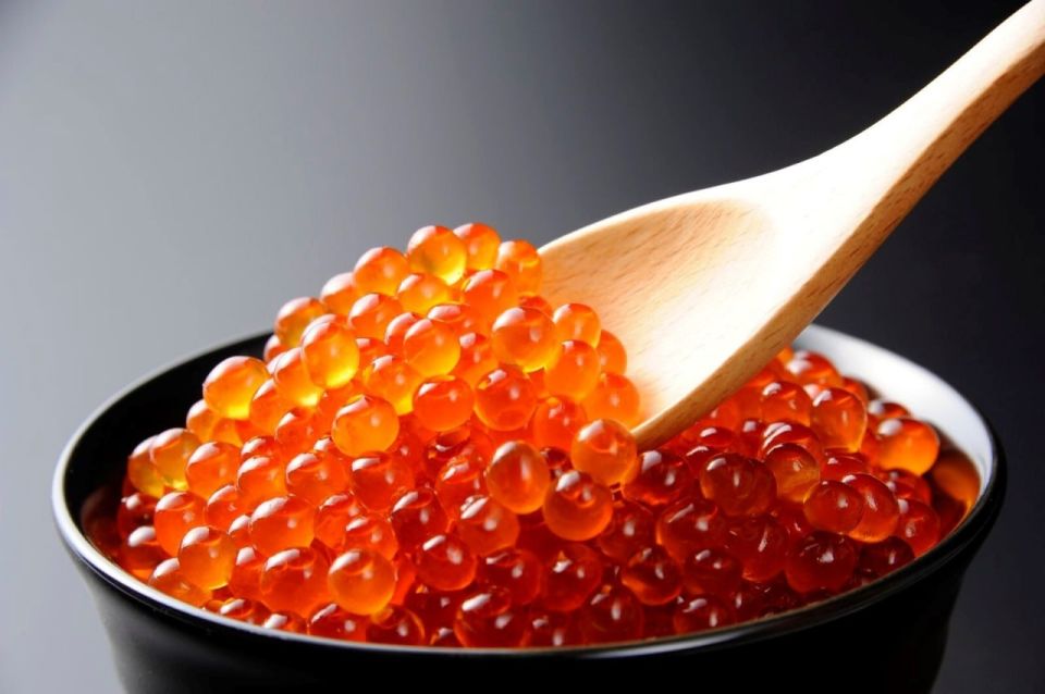 В Черногорске причиной конфликта стала красная икра