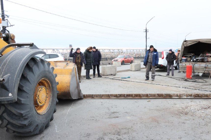 В Абакане восстанавливают деформационный шов