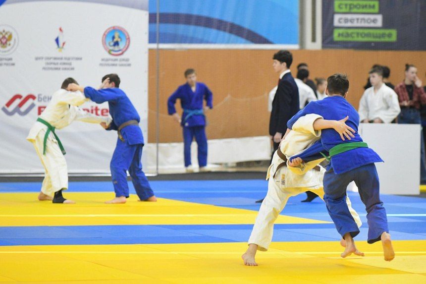 � ������� ������� ������ ���������� ��������������� ������ �� �����