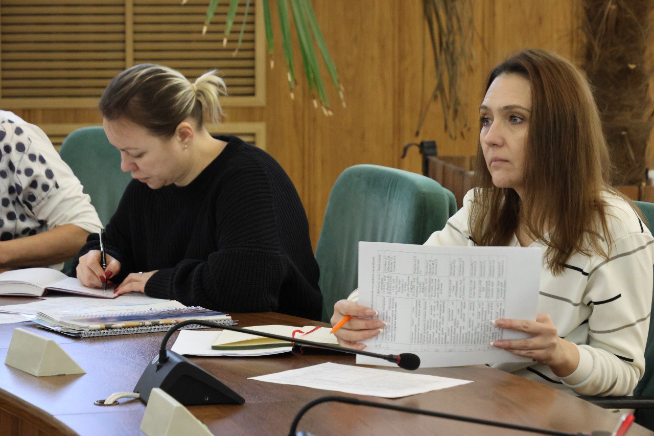 Глава города Абакана Алексей Лемин провёл организационный комитет по подготовке и проведению городских мероприятий, посвящённых празднованию Нового года в столице Республики Хакасия Глава города Абакана Алексей Лемин провёл организационный комитет по подготовке и проведению городских мероприятий, посвящённых празднованию Нового года в столице Республики Хакасия