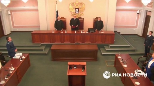 Верховный суд отменил предыдущие решения по сделке купли-продажи квартиры Ларисы Долиной, признав право собственности за Полиной Лурье