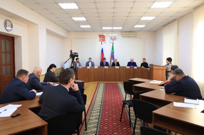 Поддержку национальных интересов обсудили эксперты при парламенте Хакасии