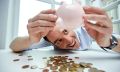 Почему всего 52% россиян откладывают деньги: тревожные реалии финансовой ситуации