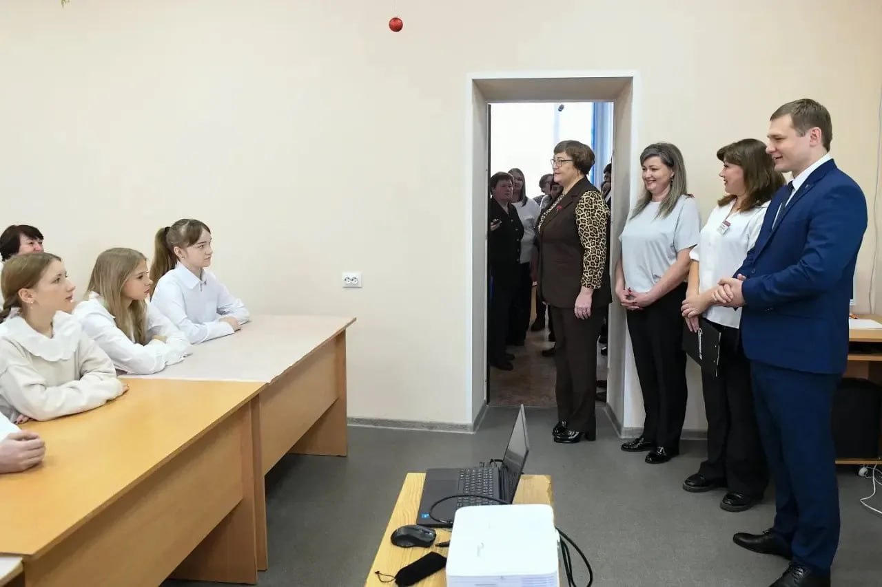 В Бее после капремонта открылась межпоселенческая районная библиотека В Бее после капремонта открылась межпоселенческая районная библиотека