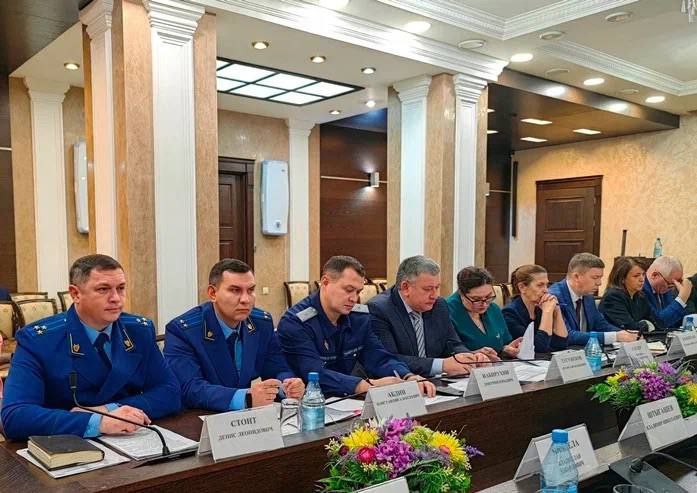 Правительство Хакасии проанализировало предварительные итоги реализации нацпроектов Правительство Хакасии проанализировало предварительные итоги реализации нацпроектов