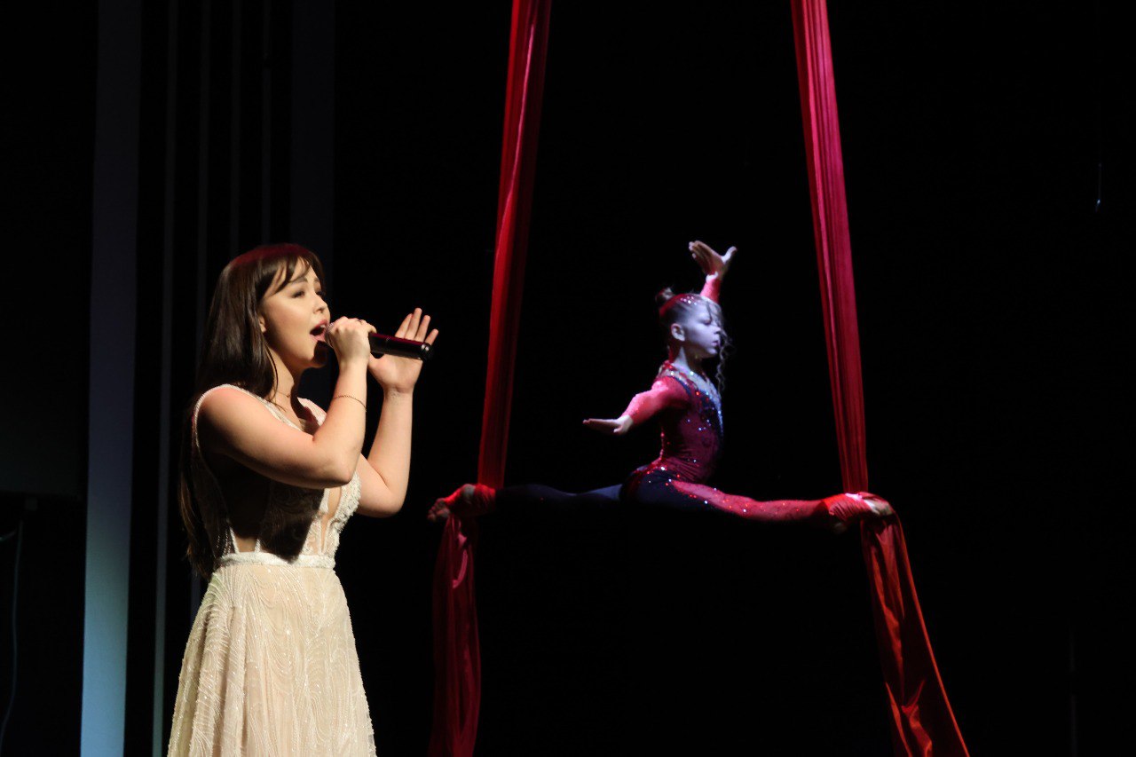 Концерт-память, концерт-благодарность, концерт-признание человеку, оставившему яркий след в истории Абакана, города, который по прошествии времени так и продолжает жить «в режиме Булакина» Концерт-память, концерт-благодарность, концерт-признание человеку, оставившему яркий след в истории Абакана, города, который по прошествии времени так и продолжает жить «в режиме Булакина»