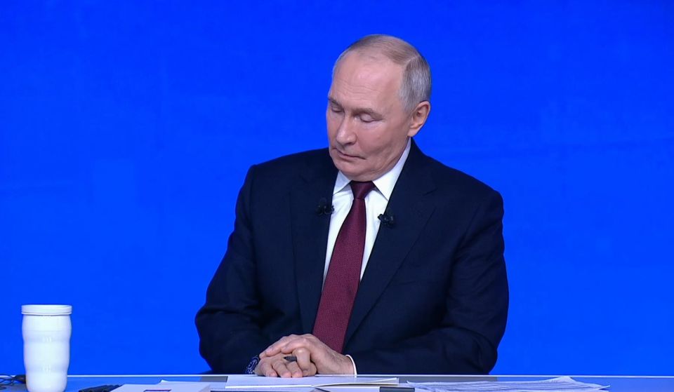 Владимир Путин:. - Мы все делаем правильно, особенно сейчас, в период проведения СВО