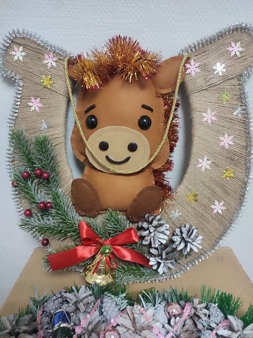 Елка Добра- так назвали свою главную хвойную красавицу жители абаканского жилого района "Западный" Елка Добра- так назвали свою главную хвойную красавицу жители абаканского жилого района "Западный"