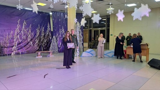 В воинской части Абакана прошла Гарнизонная елка для детей военнослужащих