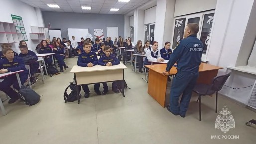 Урок от пожарного инспектора в Белоярской школе