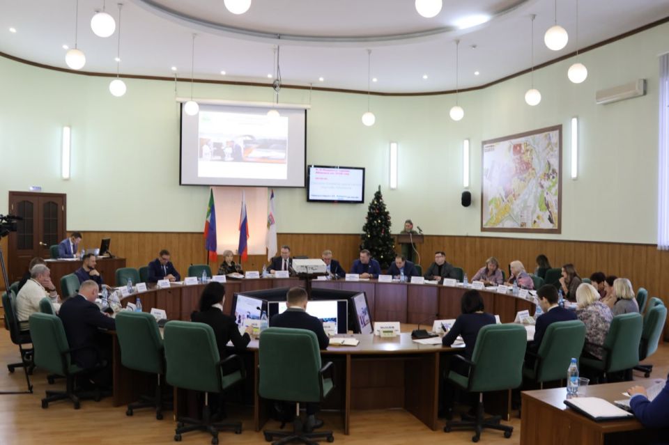 Сегодня на очередной сессии Совета депутатов города Абакана были рассмотрены девять проектов решений