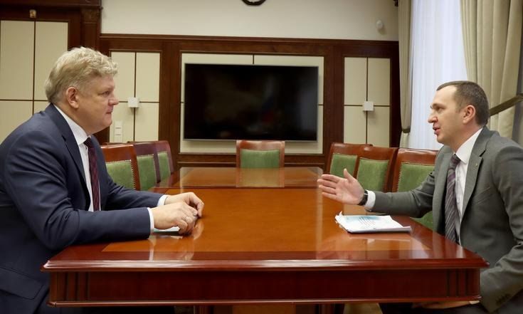 Полпред президента в СФО провел встречу с руководителем УФАС по Новосибирской области