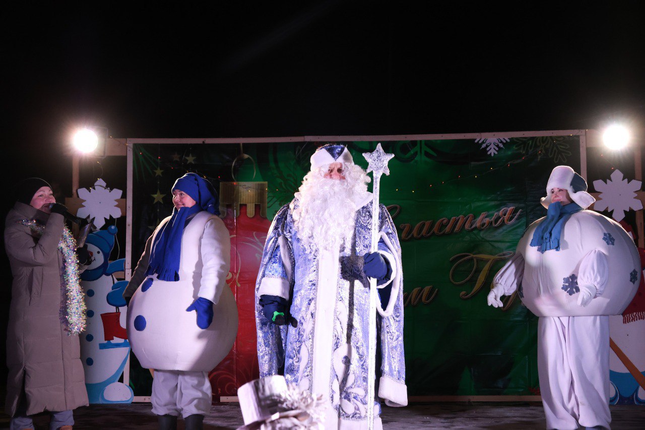 Ах, карнавал! Новогоднее волшебство в «Заречье» Ах, карнавал! Новогоднее волшебство в «Заречье»