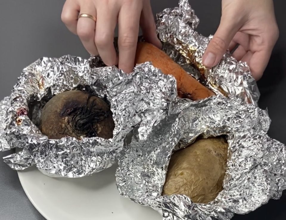 Салат, который покорит сердца даже тех, кто не любит селедку