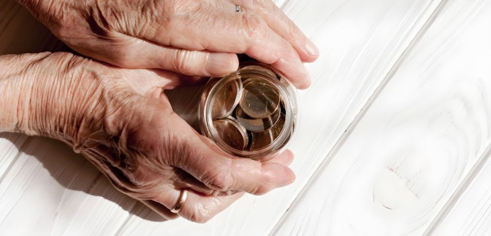 Как вернуть деньги, если пенсия неожиданно снизилась: история успеха