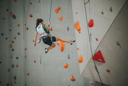 � ������� ����� � ������� ����� ������������� � ������������