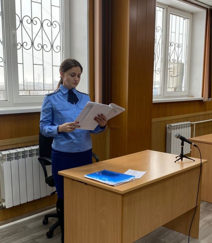 7 лет лишения свободы - за покушение на незаконный сбыт наркотиков