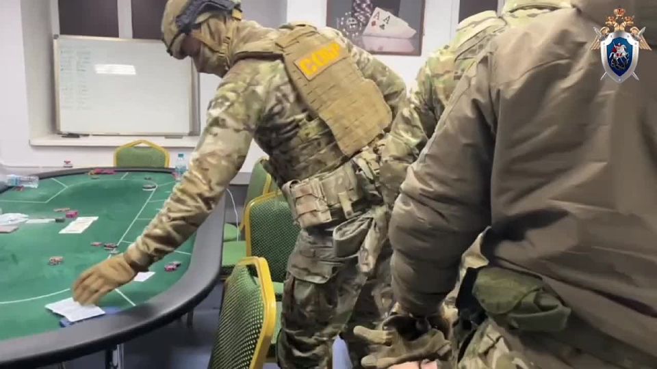 В Красноярске завершено расследование уголовного дела в отношении 10 участников организованной группы, обвиняемых в незаконной организации и проведении азартных игр