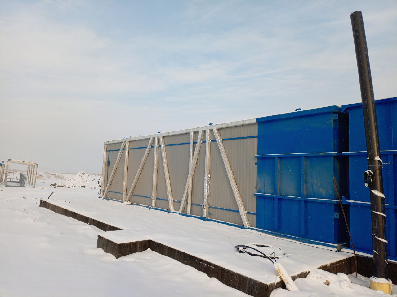 В ходе рабочей поездки в Боградский район заместитель прокурора республики Денис Стонт проинспектировал исполнение контракта по возведению объекта «Строительство централизованной системы водоотведения и очистки сточных вод в... В ходе рабочей поездки в Боградский район заместитель прокурора республики Денис Стонт проинспектировал исполнение контракта по возведению объекта «Строительство централизованной системы водоотведения и очистки сточных вод в...